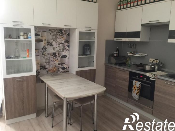 2-комн квартира Метелева, 6/3