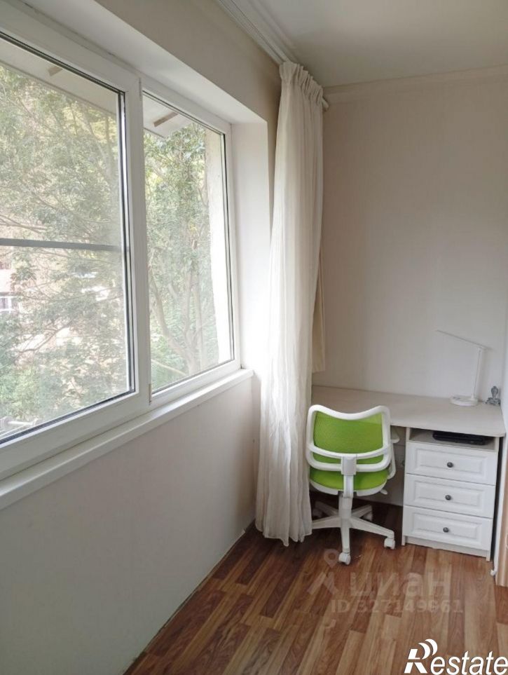 2-комн квартира ул Глазунова, 1,  д. 1