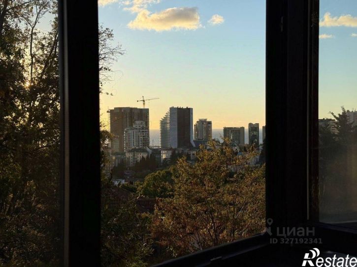 3-комн квартира Учительская улица, 18В,  д. 18В