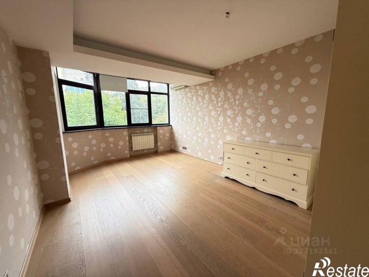 3-комн квартира Учительская улица, 18В,  д. 18В