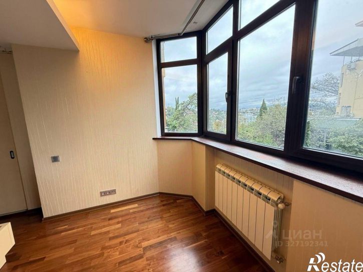 3-комн квартира Учительская улица, 18В,  д. 18В