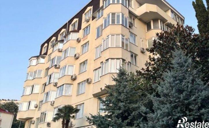 4-комн квартира Учительская улица, 18/6,  д. 18/6