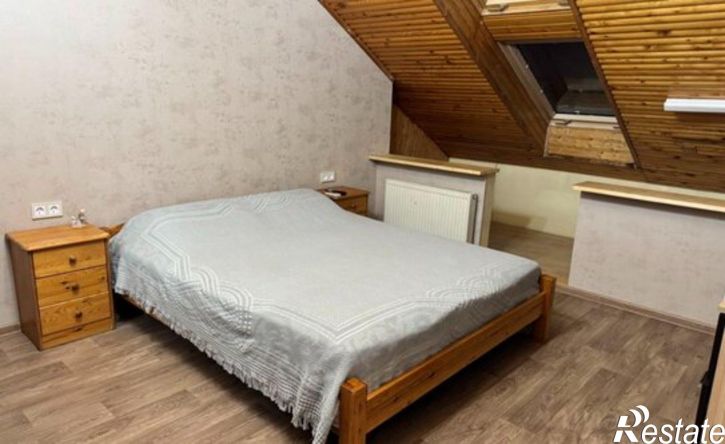 4-комн квартира Учительская улица, 18/6,  д. 18/6