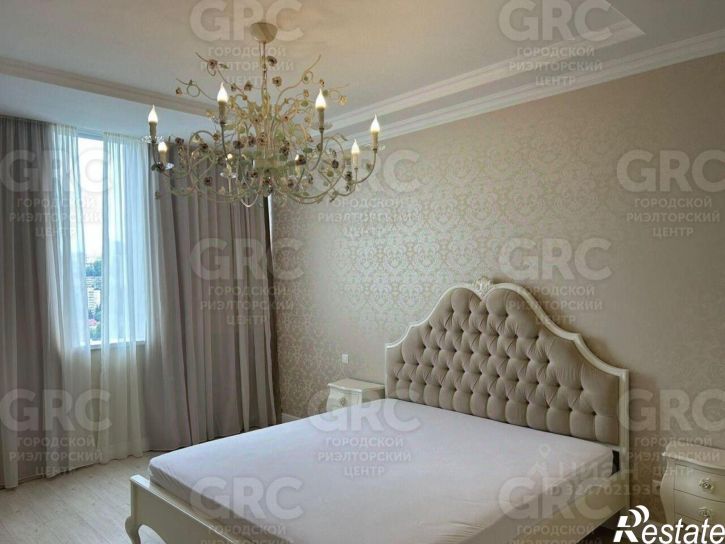 3-комн квартира ул Юных Ленинцев, 10,  д. 10