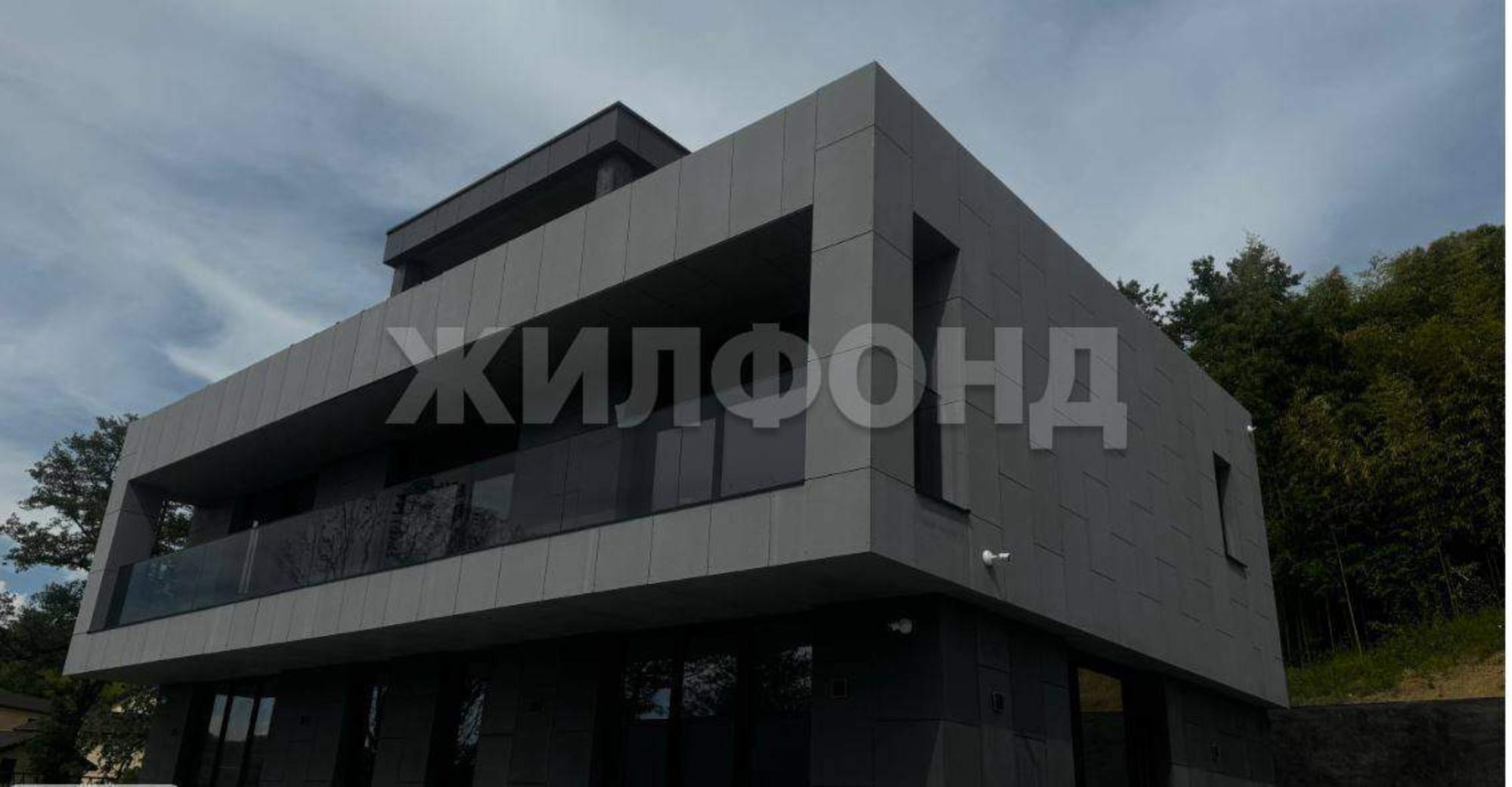 Купить дачу, дом, коттедж за 15 500 000 рублей на Владимировская улица