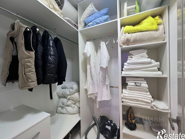 2-комн квартира Прозрачная улица, 35,  д. 35