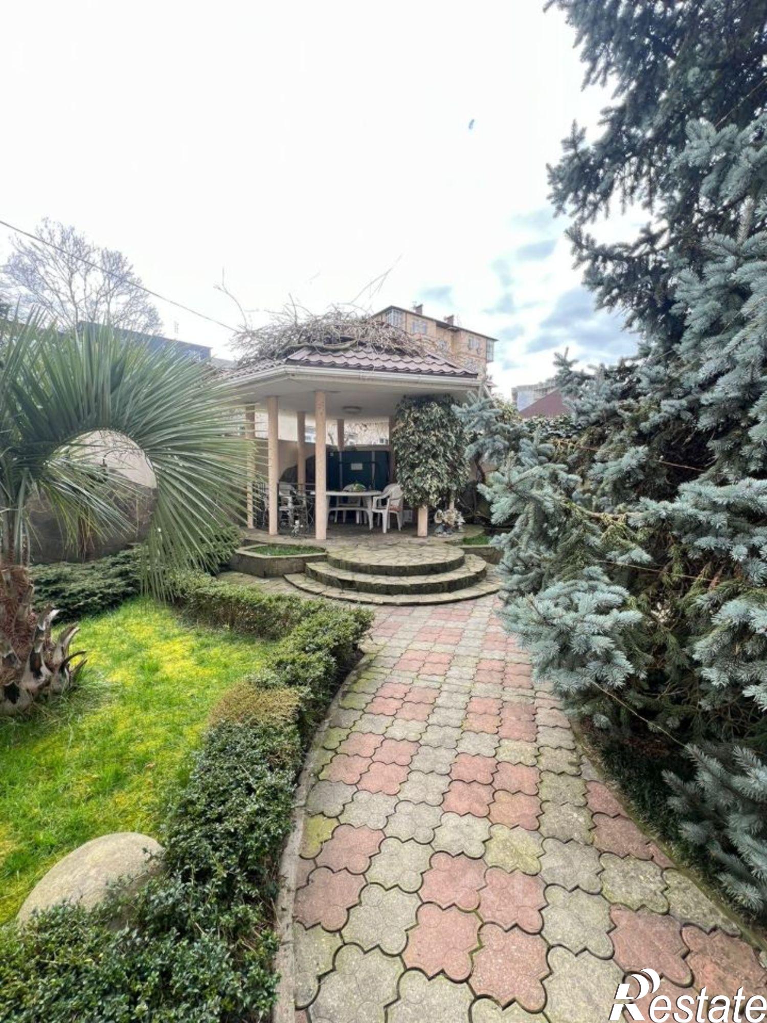 Купить дачу, дом, коттедж за 220 000 000 рублей на ул Волжская, 31