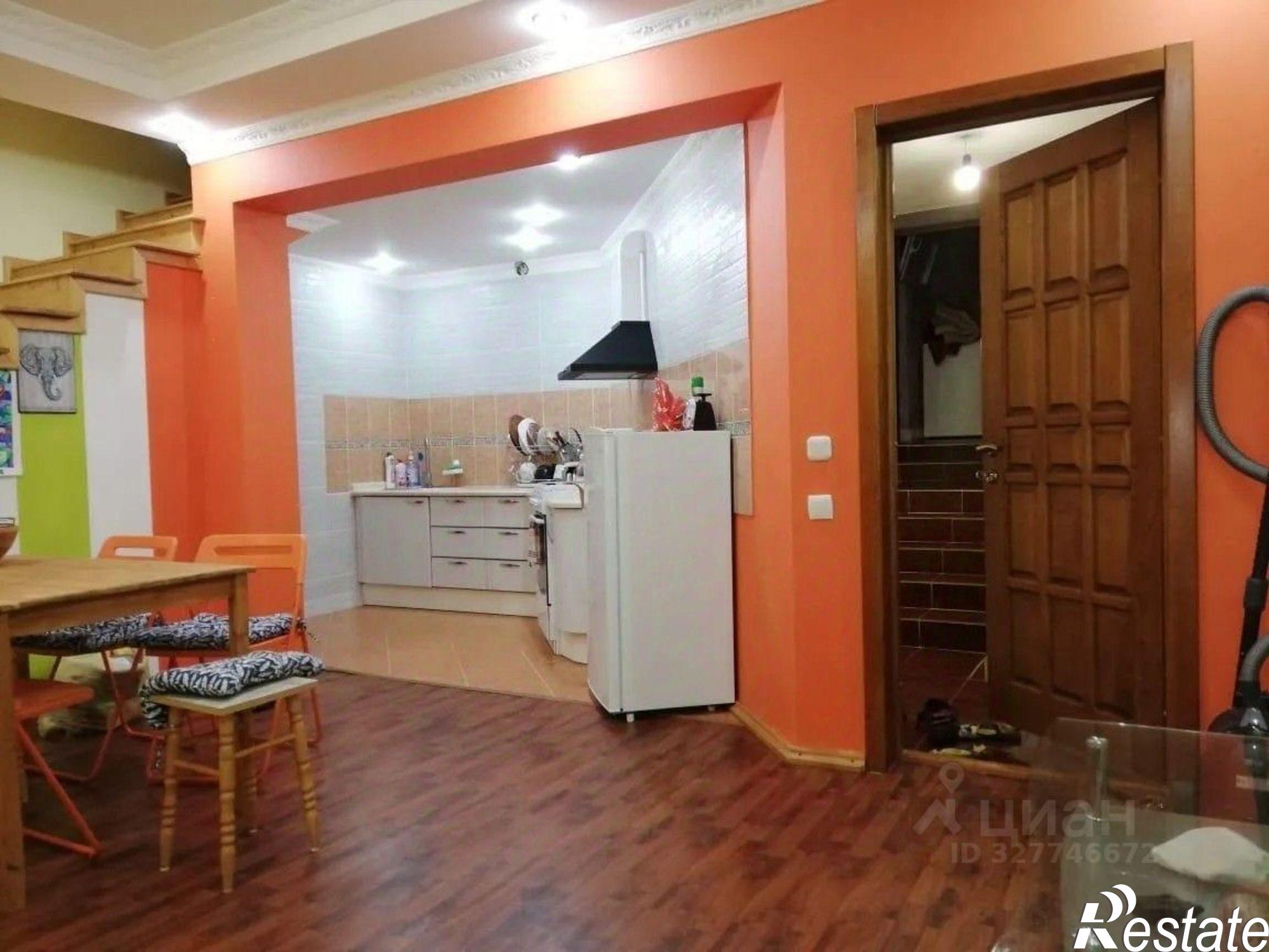 Купить гараж, место в паркинге за 2 490 040 рублей на ул Искры, 116