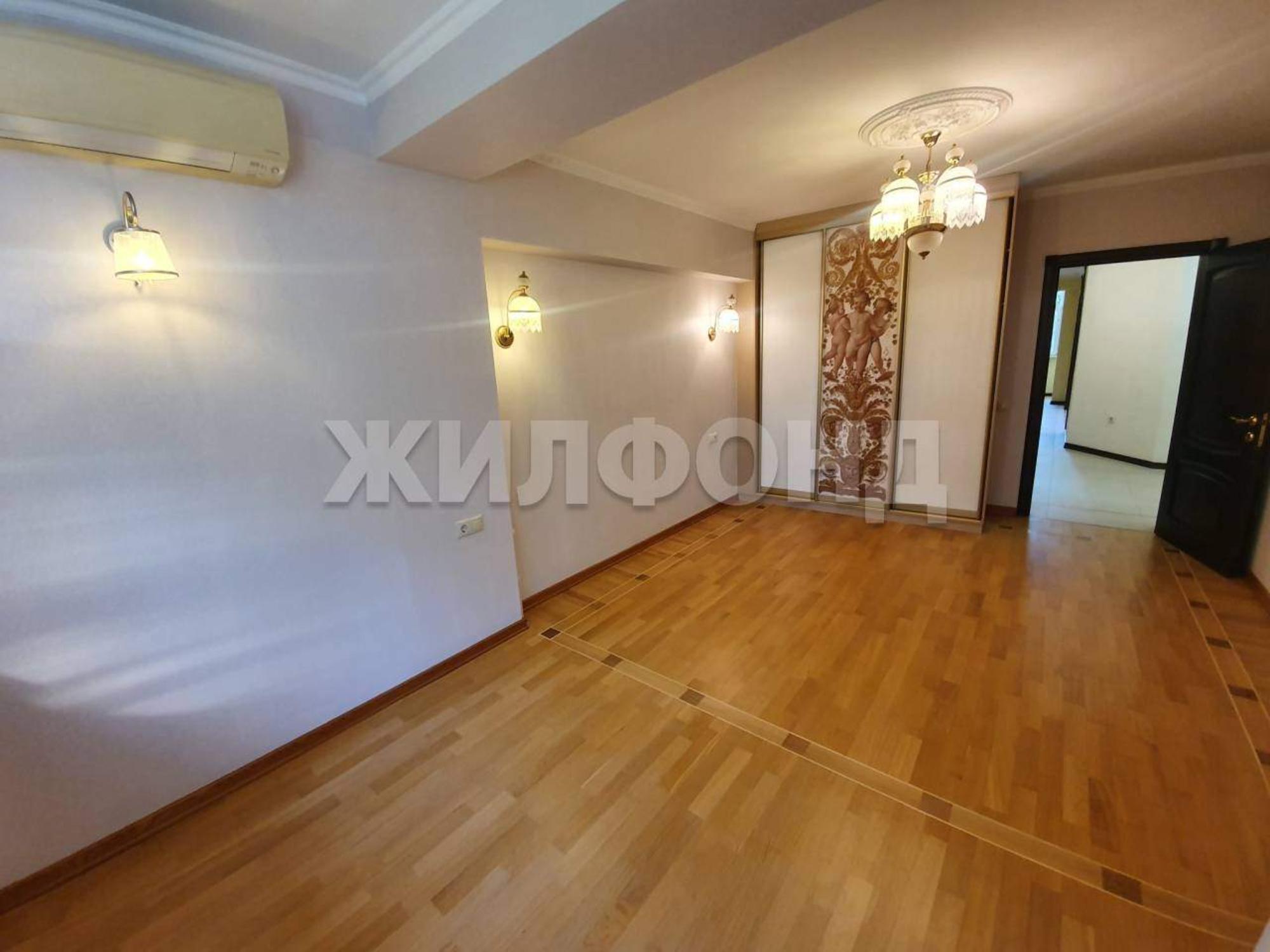 Купить квартиру за 43 000 000 рублей на Роз улица, д.31