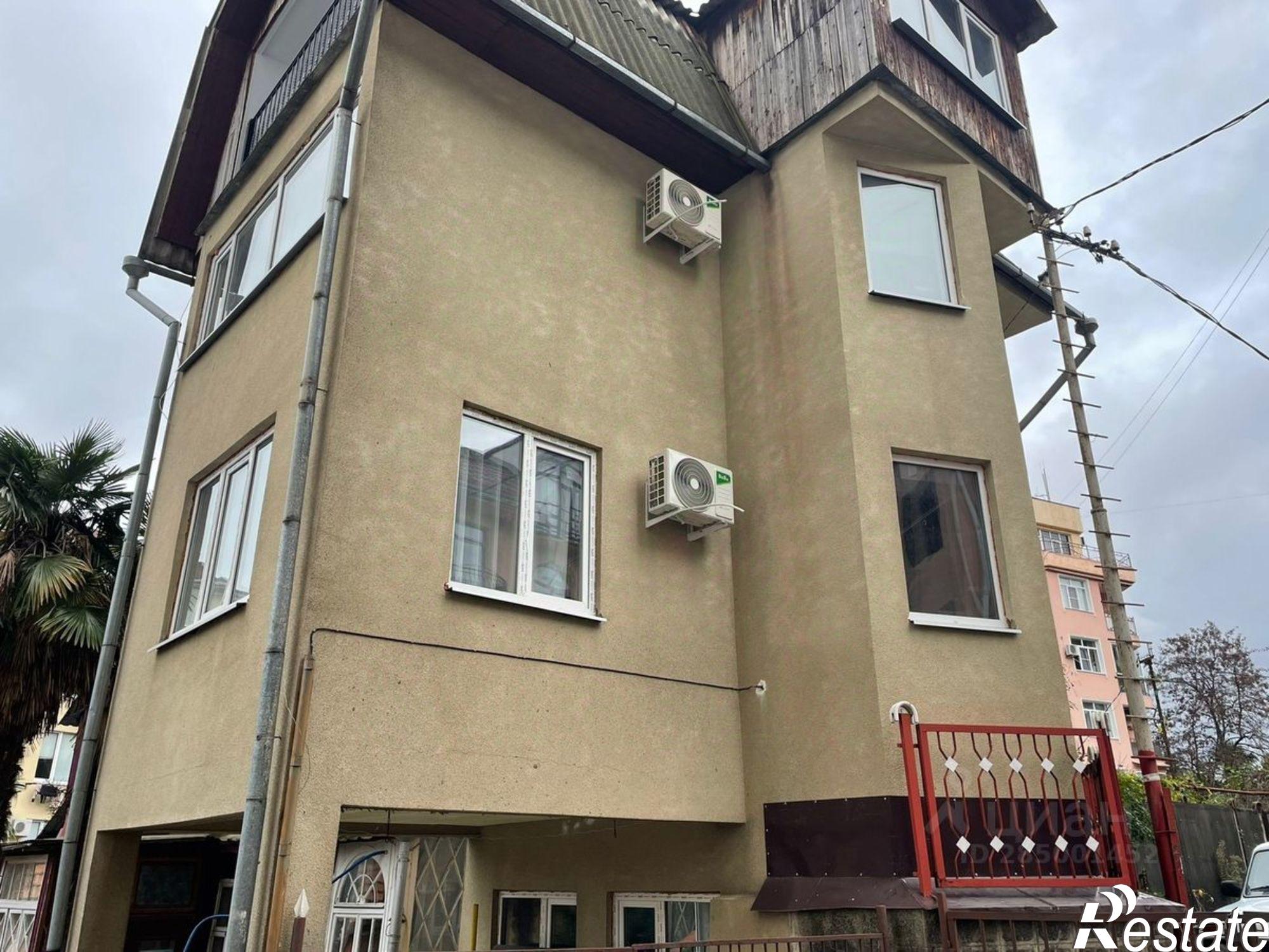 Купить дачу, дом, коттедж за 24 000 000 рублей на пер Карбышева, 7
