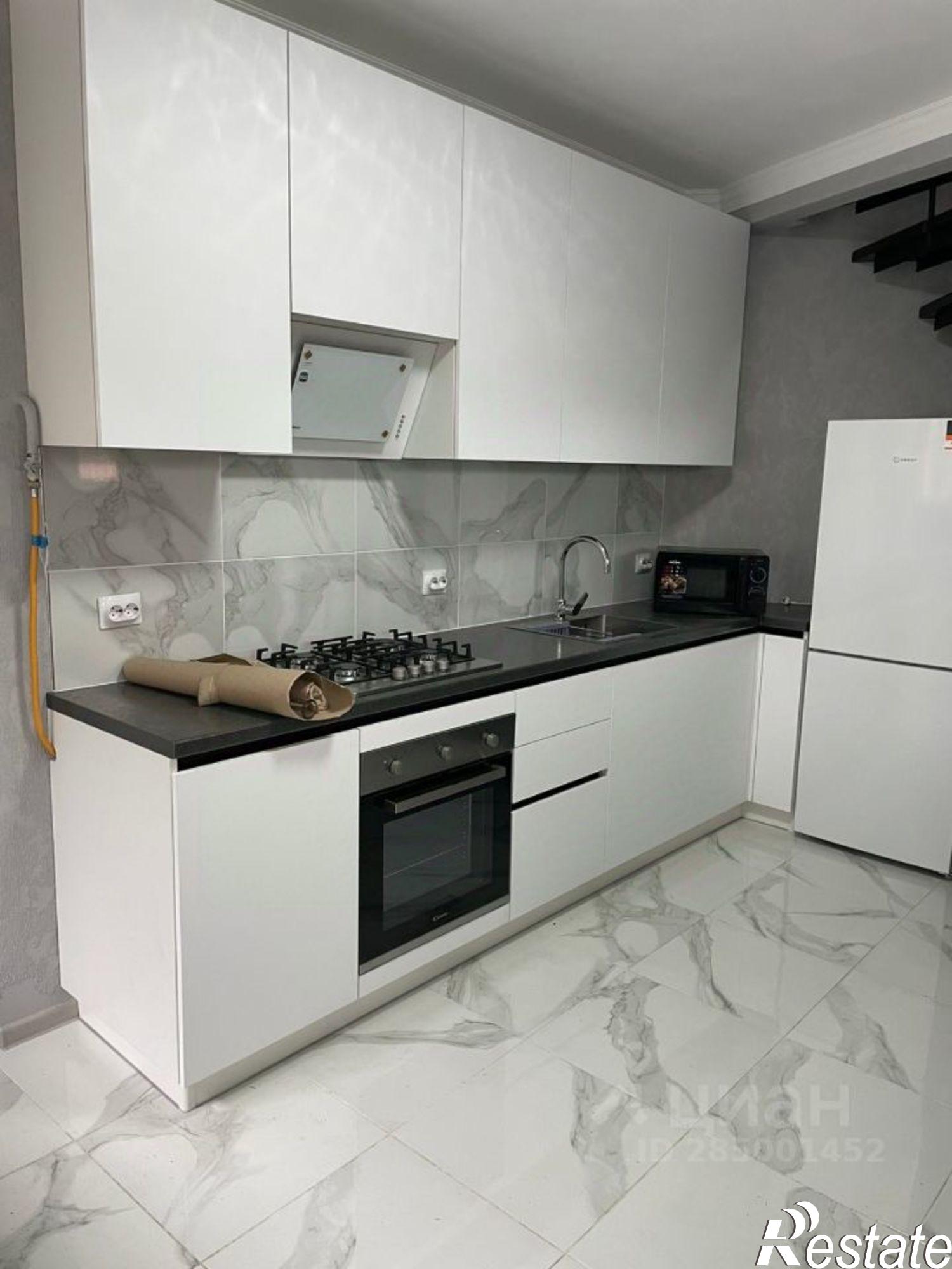 Купить дачу, дом, коттедж за 24 000 000 рублей на пер Карбышева, 7