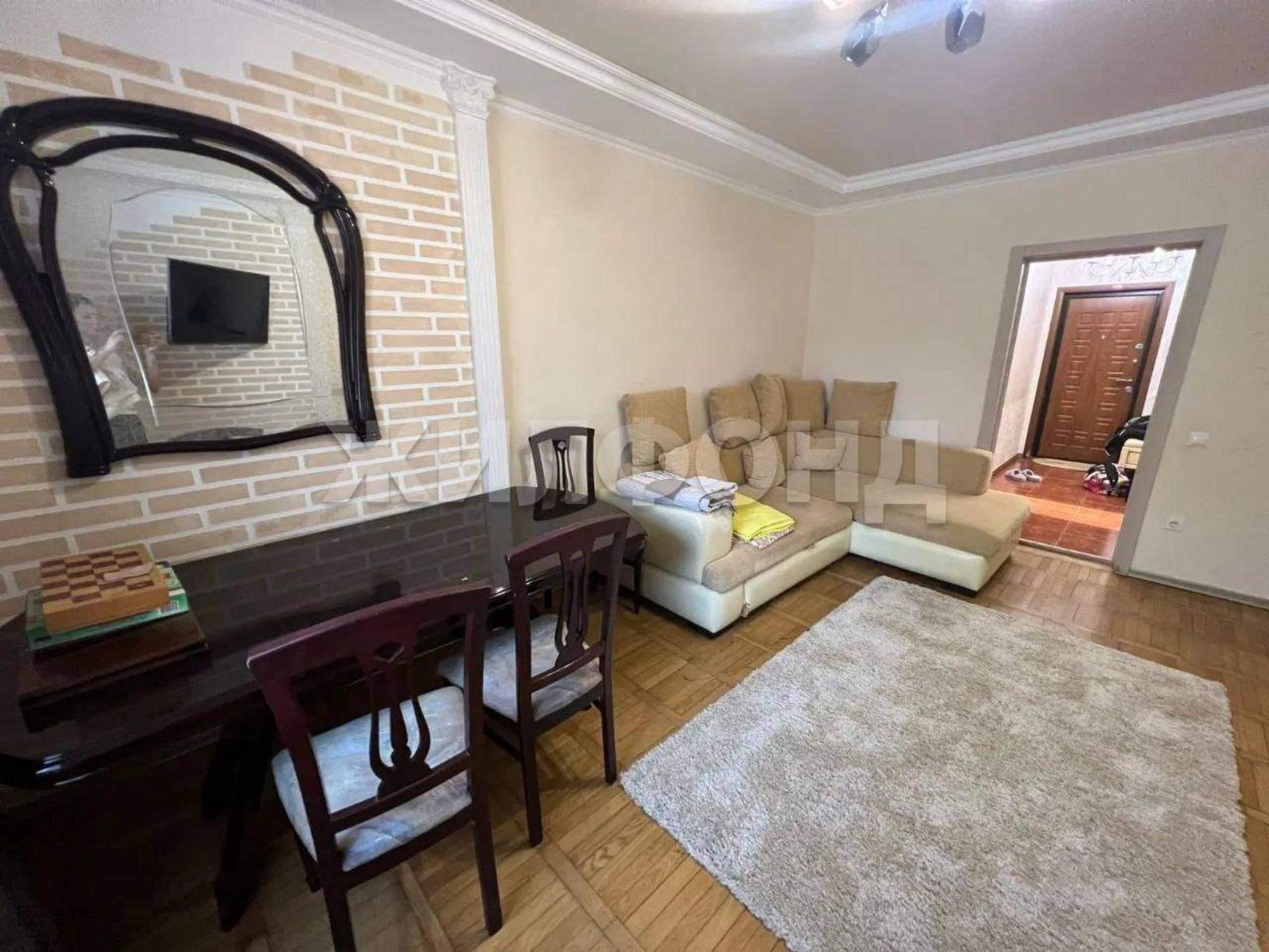 Купить квартиру за 18 500 000 рублей на Есауленко улица, д.4к3