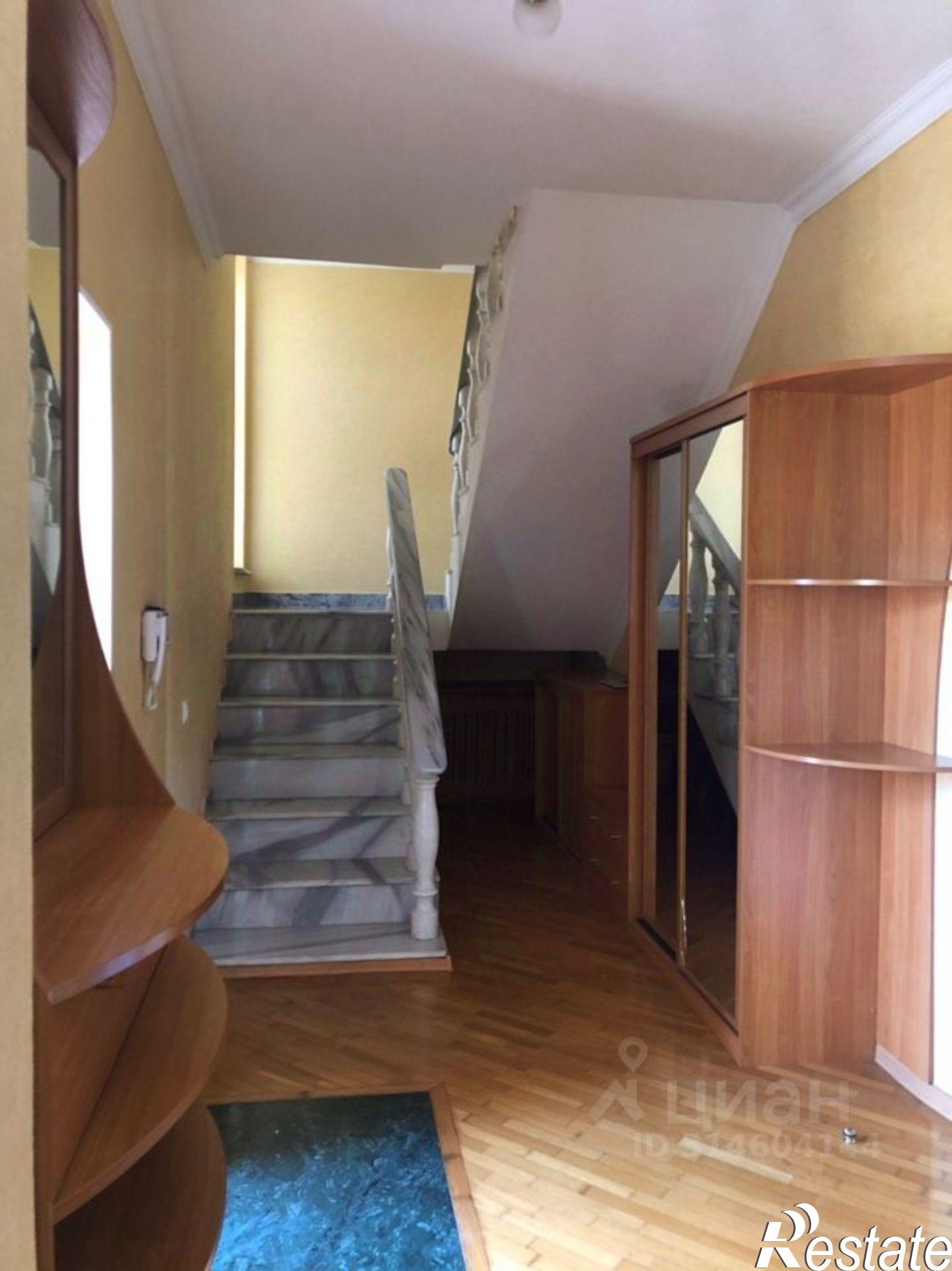 Купить дачу, дом, коттедж за 100 000 000 рублей на пер Рахманинова, 22