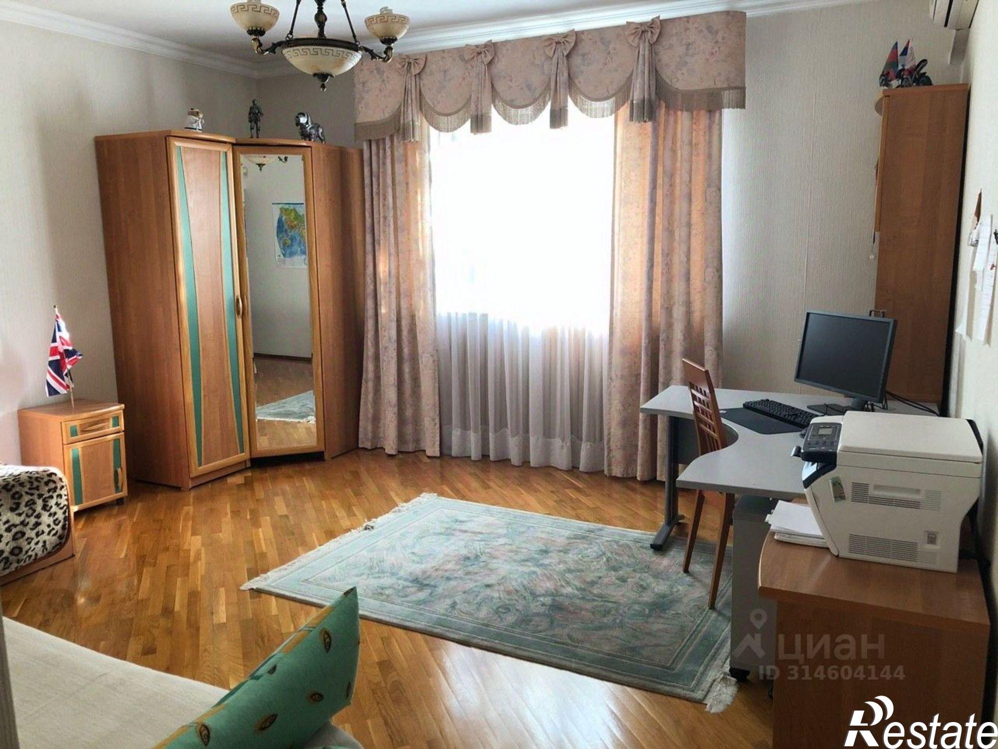 Купить дачу, дом, коттедж за 100 000 000 рублей на пер Рахманинова, 22