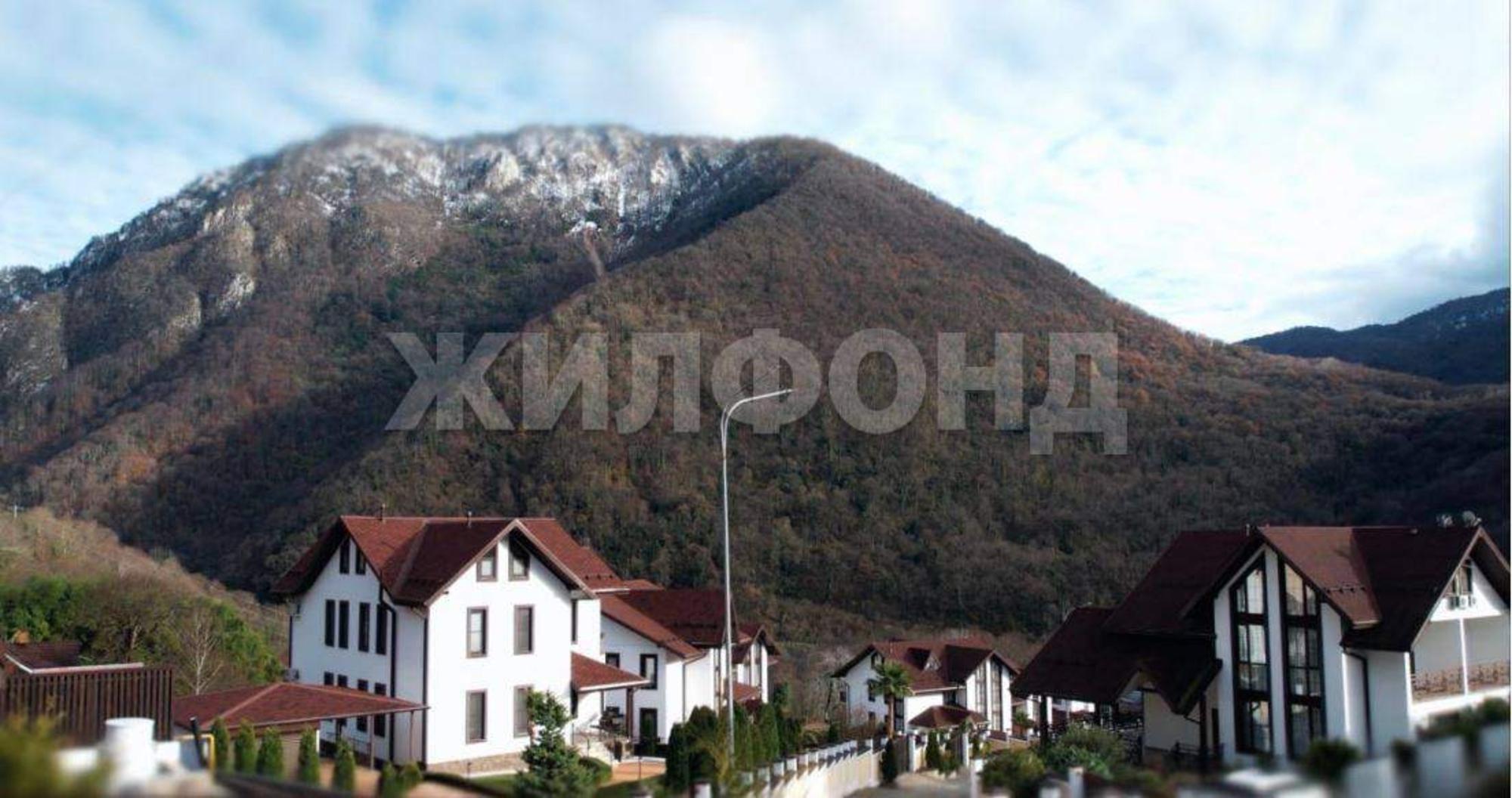 Купить дачу, дом, коттедж за 70 000 000 рублей на Скальная улица