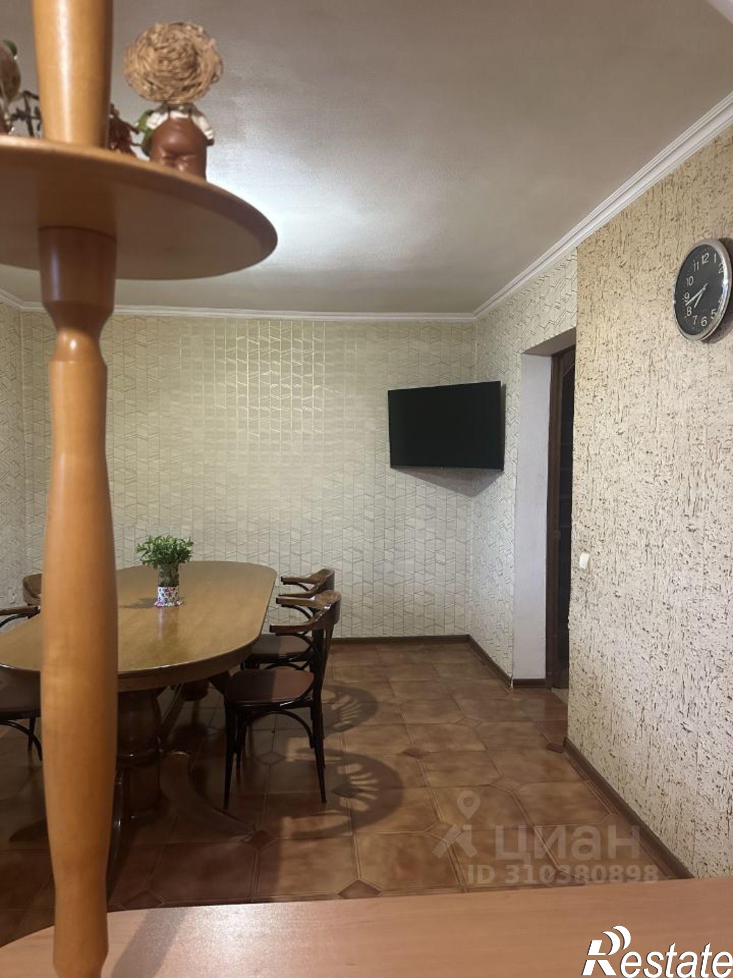 Купить дачу, дом, коттедж за 17 000 000 рублей на ул Араратская, 41