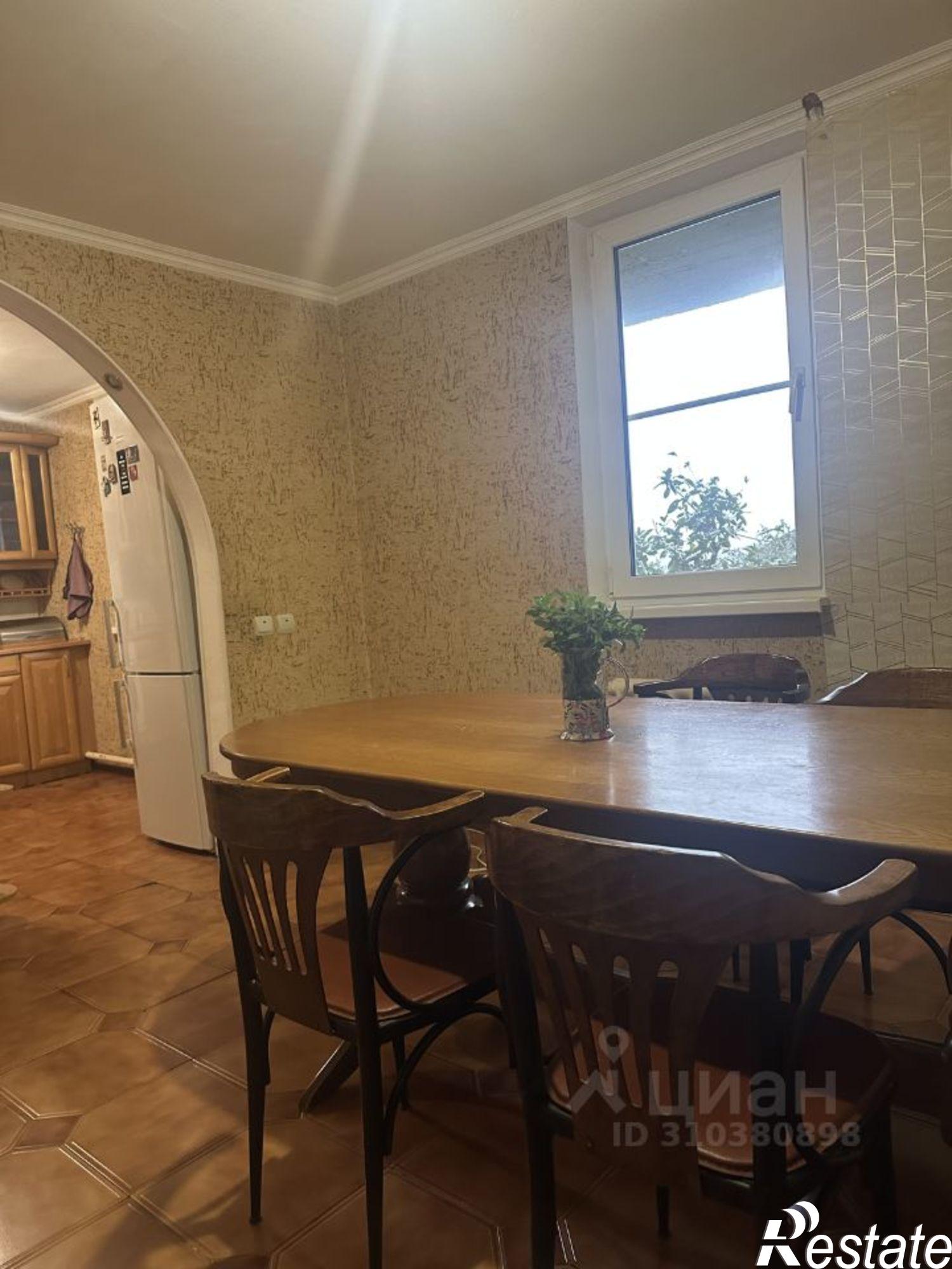 Купить дачу, дом, коттедж за 17 000 000 рублей на ул Араратская, 41
