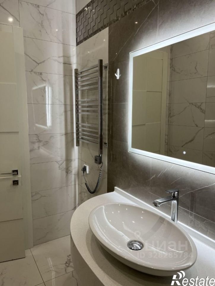 3-комн квартира Курортный пр-кт, 105,  д. 105