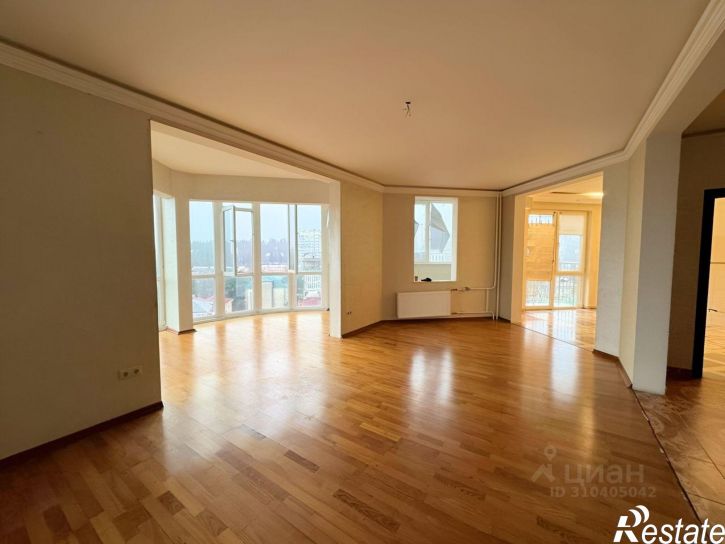 3-комн квартира ул Роз, 52,  д. 52