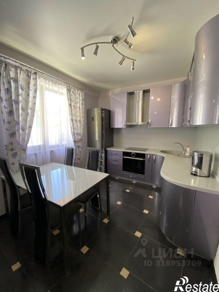 3-комн квартира ул Изумрудная, 40/1,  д. 40/1