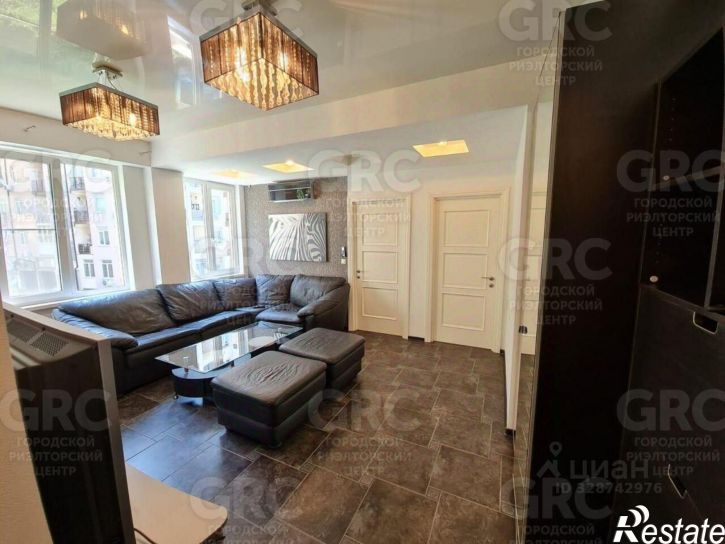 3-комн квартира ул Учительская, 24Г,  д. 24Г