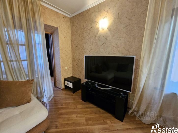 2-комн квартира улица Революции, 14,  д. 14
