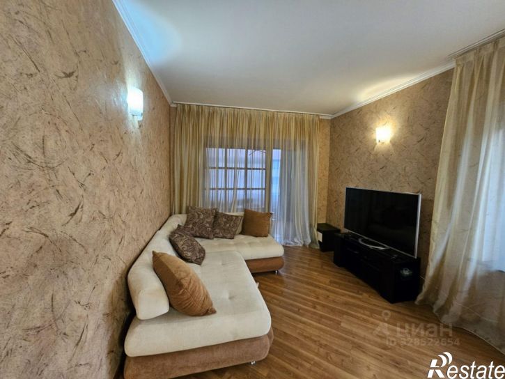 2-комн квартира улица Революции, 14,  д. 14