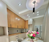 2-комн, 55кв м, этаж 3/6 улица Роз, 36