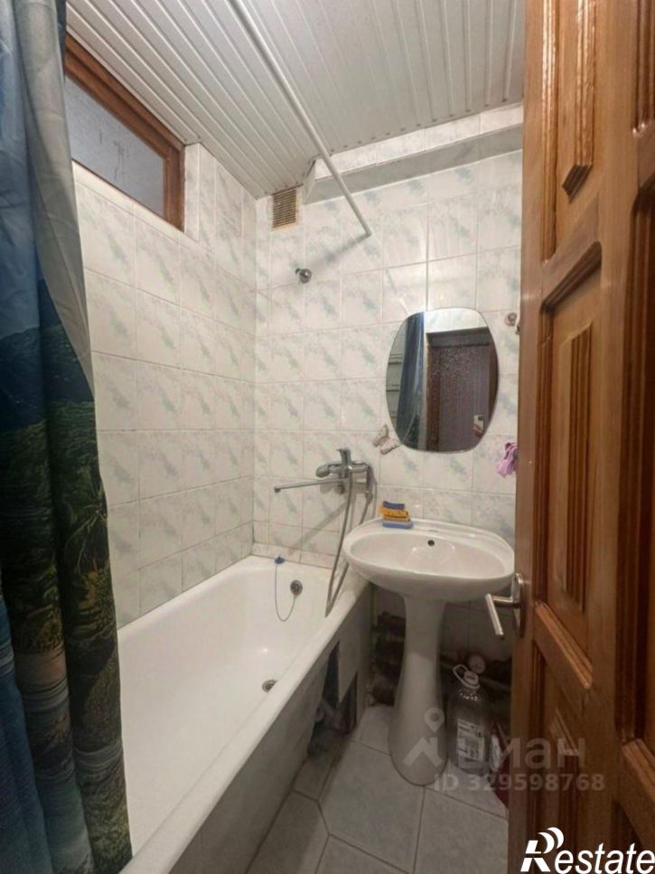 2-комн квартира Альпийская улица, 33,  д. 33