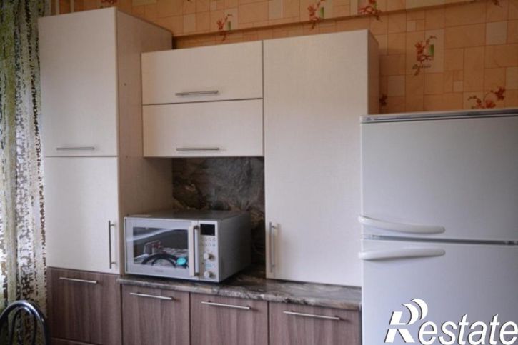 1-комн квартира ул Победы. , 110