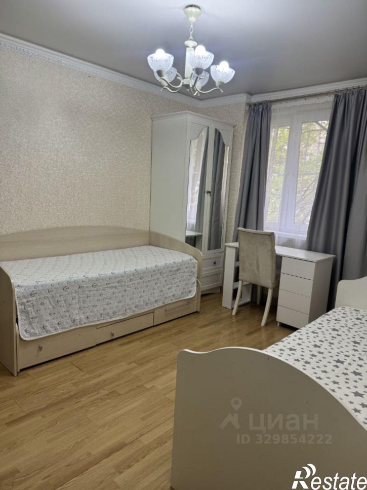 2-комн квартира Вишнёвая улица, 17,  д. 17