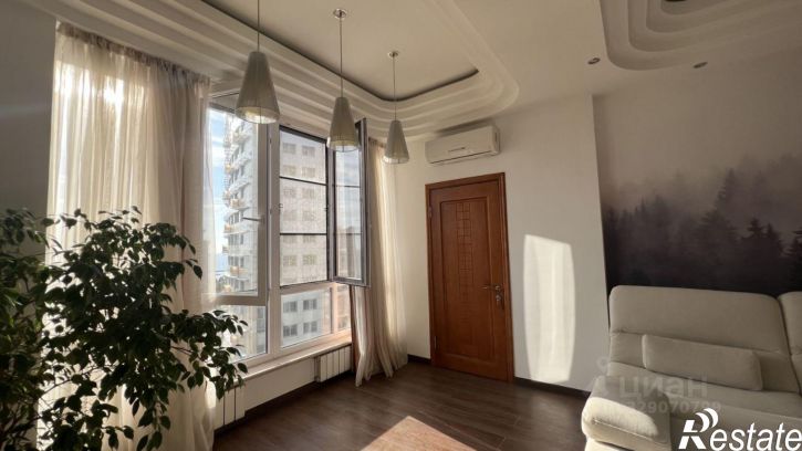 4-комн квартира Альпийская улица, 1/4,  д. 1/4