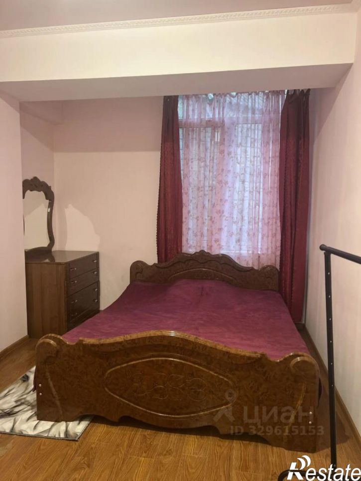 3-комн квартира Крымская улица, 67/1,  д. 67/1
