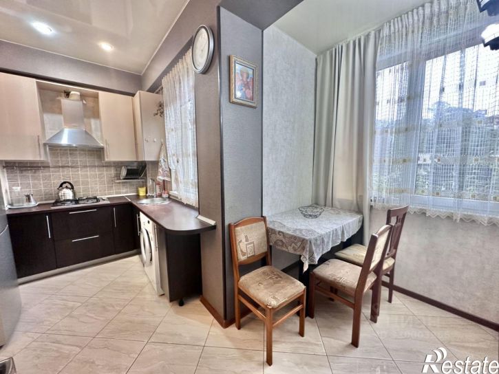 2-комн квартира Полтавская улица, 14,  д. 14