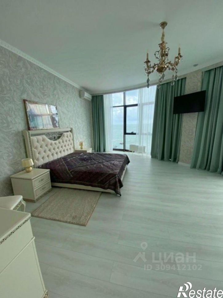 4-комн квартира Черноморская улица, 19,  д. 19
