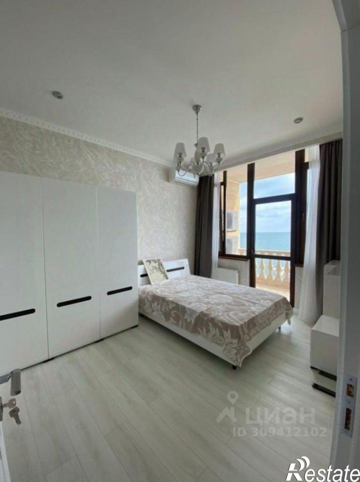 4-комн квартира Черноморская улица, 19,  д. 19
