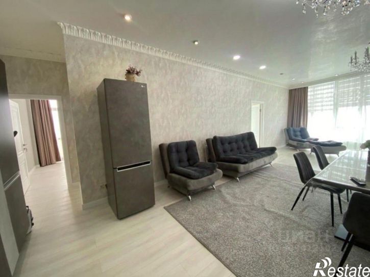 4-комн квартира Черноморская улица, 19,  д. 19
