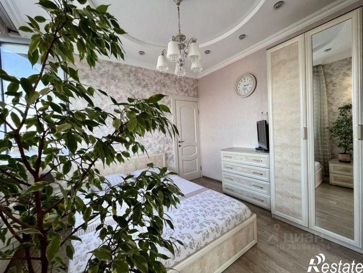 2-комн квартира ул Юных Ленинцев, 10,  д. 10