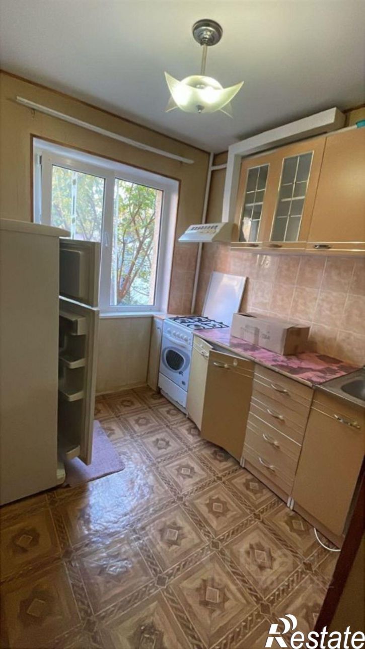 2-комн квартира Садовая улица, 64,  д. 64