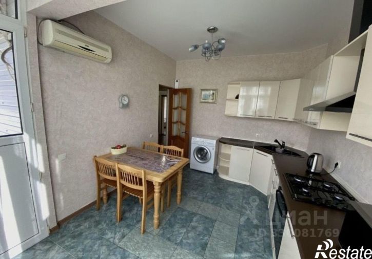 4-комн квартира Лазурная улица, 2/1,  д. 2/1