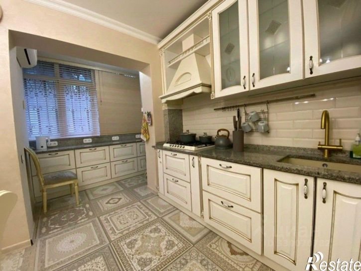 4-комн квартира ул Благодатная, 59,  д. 59