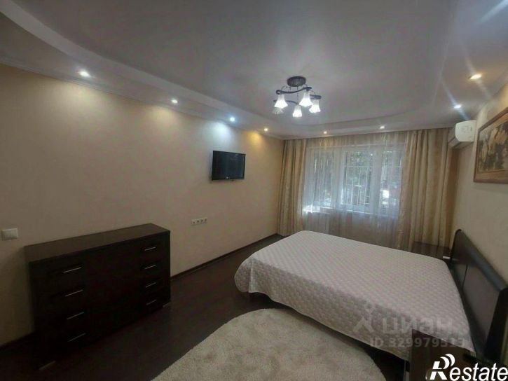2-комн квартира улица Роз, 50,  д. 50