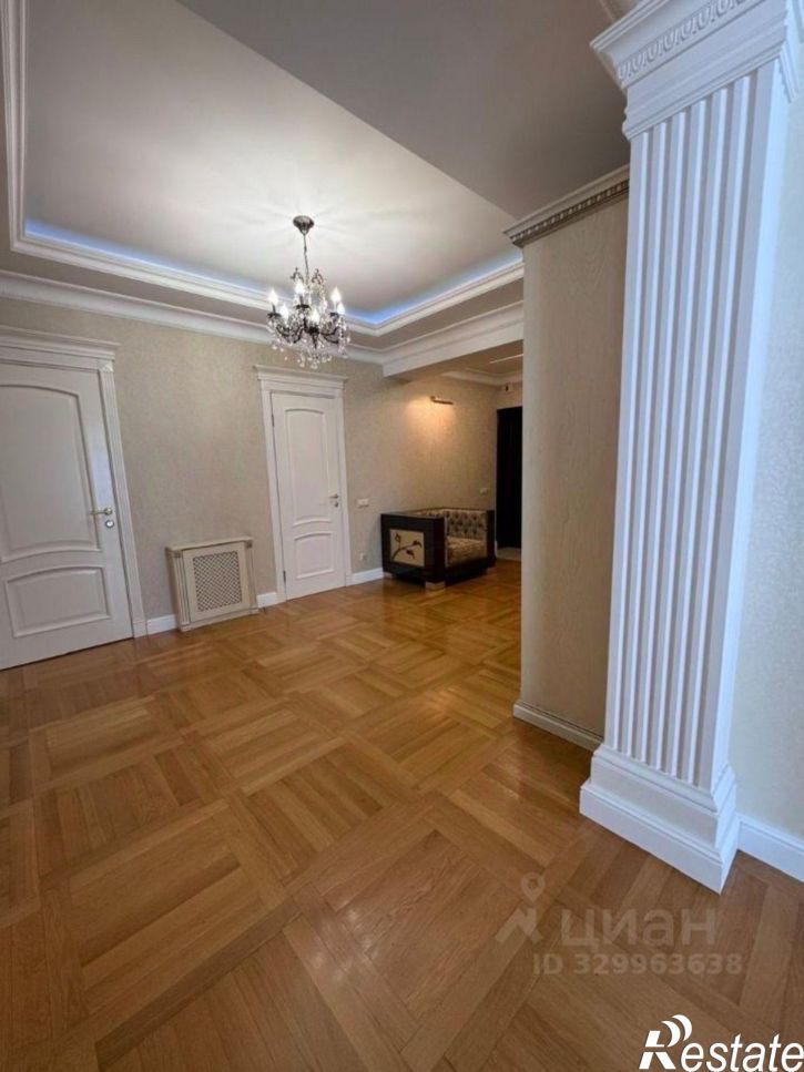 3-комн квартира ул Юных Ленинцев, 10,  д. 10