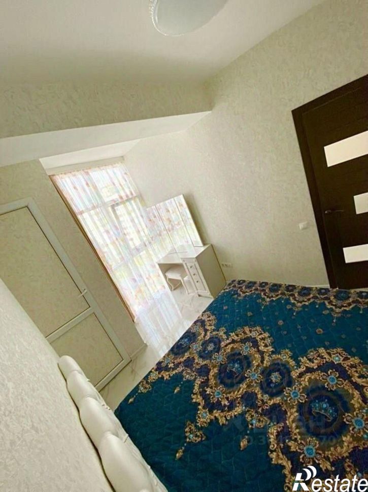 3-комн квартира ул Параллельная, 10,  д. 10