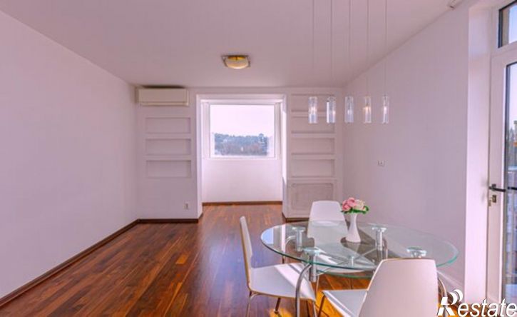 2-комн квартира ул Роз, 52,  д. 52