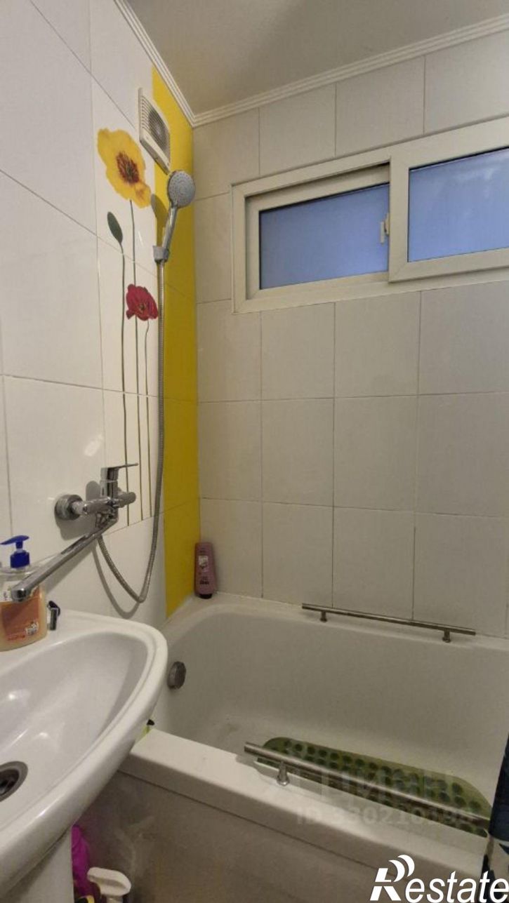 2-комн квартира улица Лазарева, 48,  д. 48
