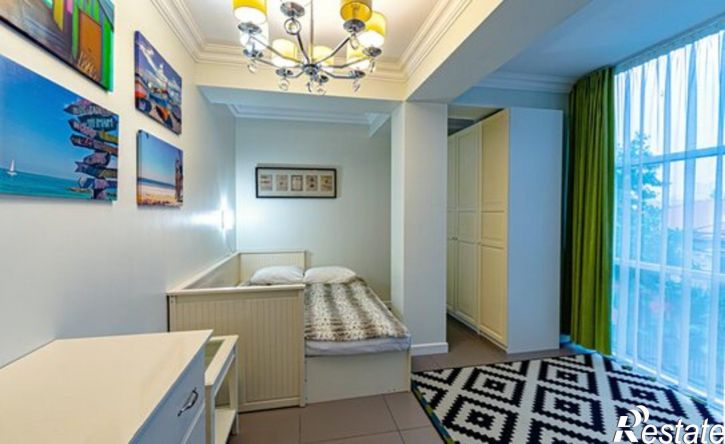3-комн квартира улица Войкова, 28,  д. 28