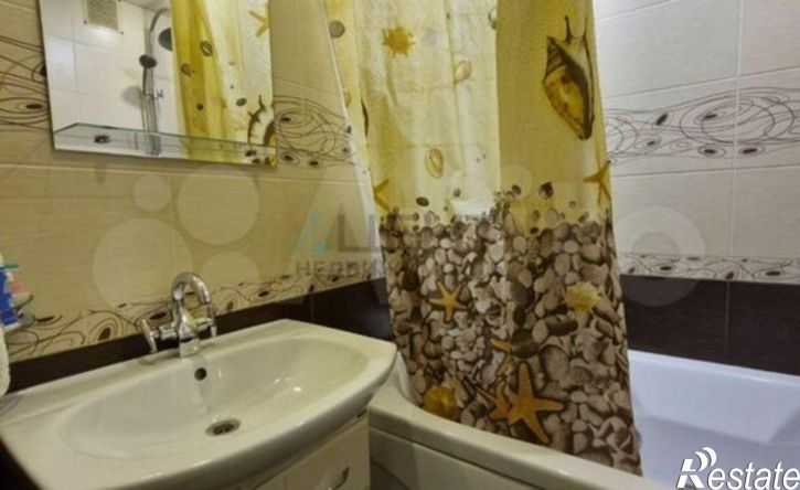 3-комн квартира улица Малышева, 3,  д. 3