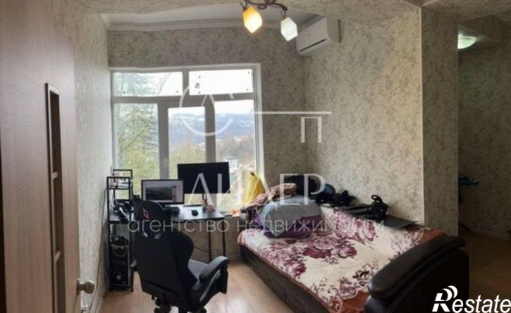 2-комн квартира Вишнёвая улица, 18/2,  д. 18/2