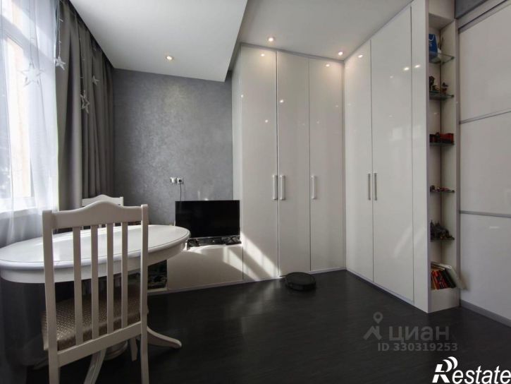3-комн квартира ул Санаторная, 26,  д. 26